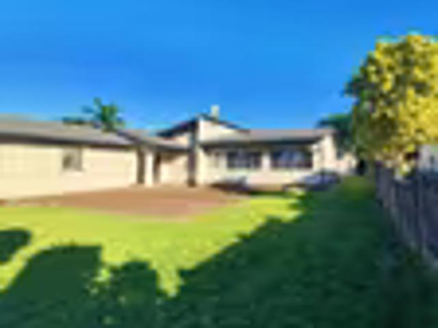 House for sale in Amanzimtoti, Kwazulu-natal