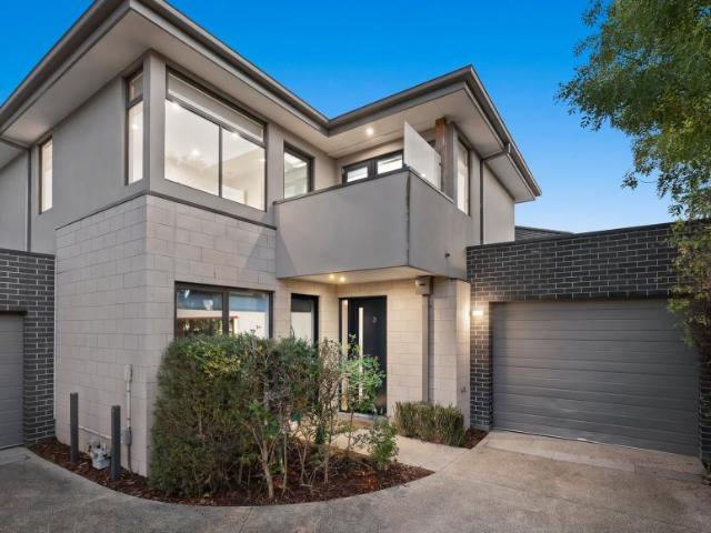 House for sale in Ashwood, Melbourne