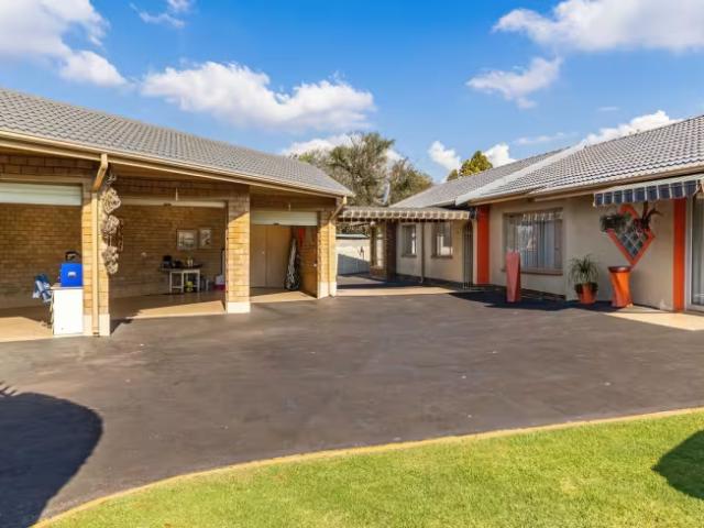 House for sale in Atlasville, City of Ekurhuleni Metropolitan Municipality