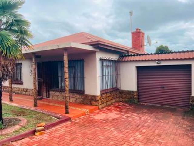 House for sale in Vosloorus, Gauteng