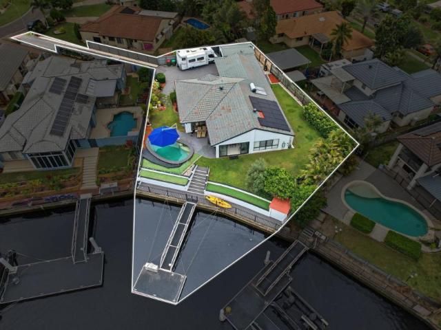 House for sale in Banksia Beach, Greater Brisbane