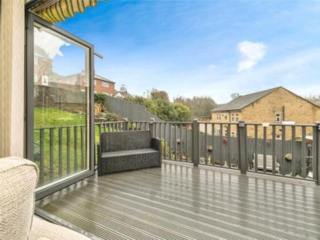 House for sale in Batley, West Yorkshire