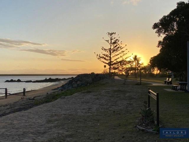House for rent in Wilson Beach, Queensland