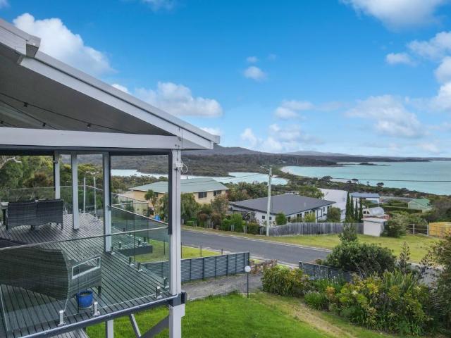 House for sale in Binalong Bay, Break O'Day