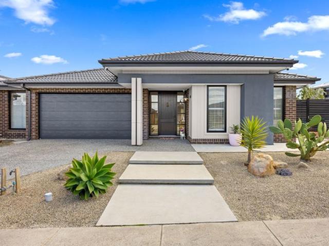 House for sale in Acacia Botanic Ridge, Melbourne
