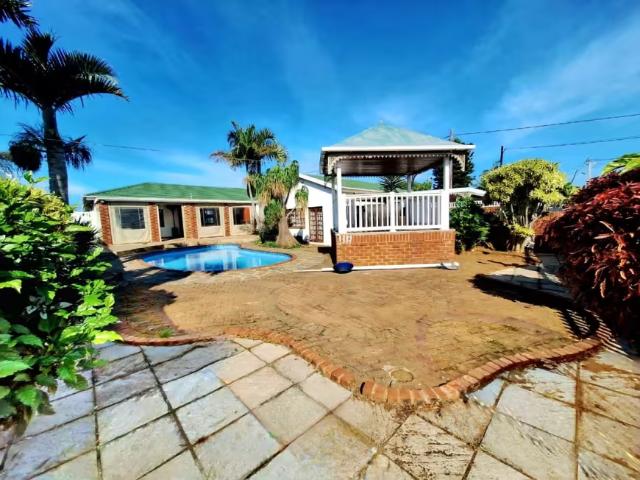 House for sale in Brighton Beach, Durban