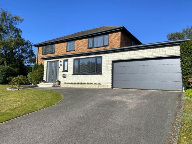 House for sale in Broadstone, Broadstone
