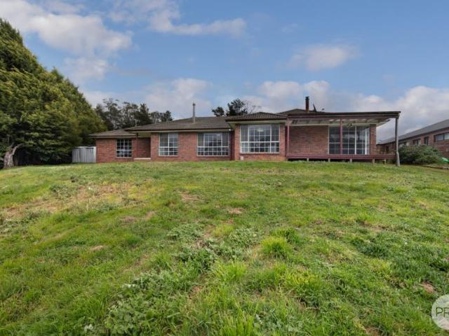 House for rent in Brown Hill, Ballarat