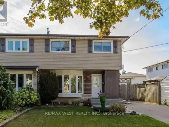 House for rent in Burlington, Ontario