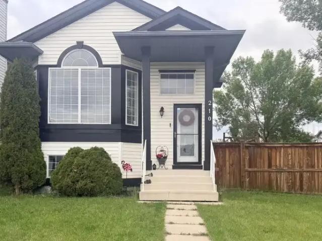 House for rent in Northwest, Alberta