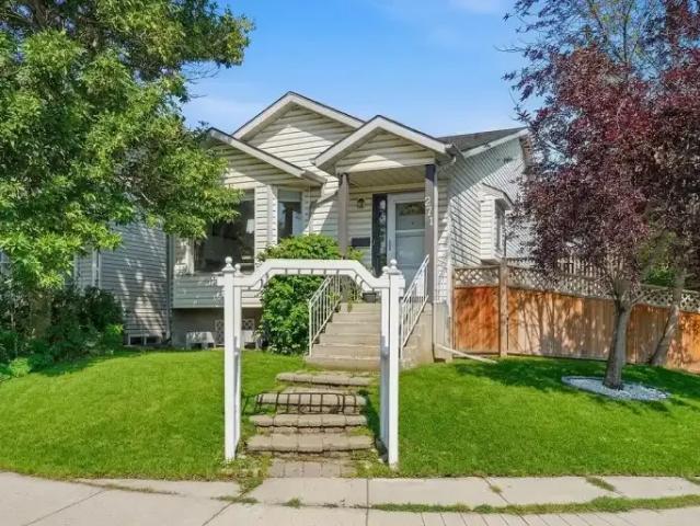 House for rent in Erin Woods, Calgary