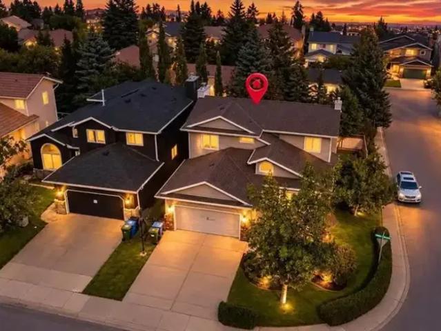 House for rent in Signal Hill, Calgary