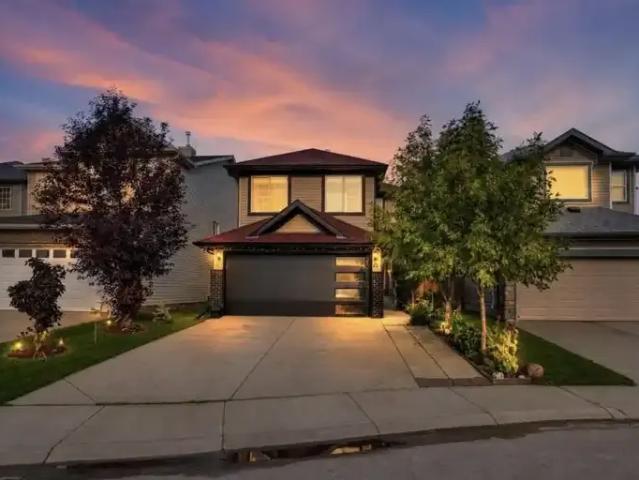 House for rent in Saddle Ridge, Calgary