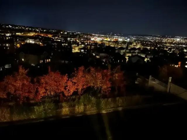 House for rent in Edgemont, Calgary