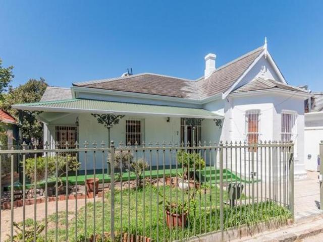 House for sale in Cape Town, Western Cape