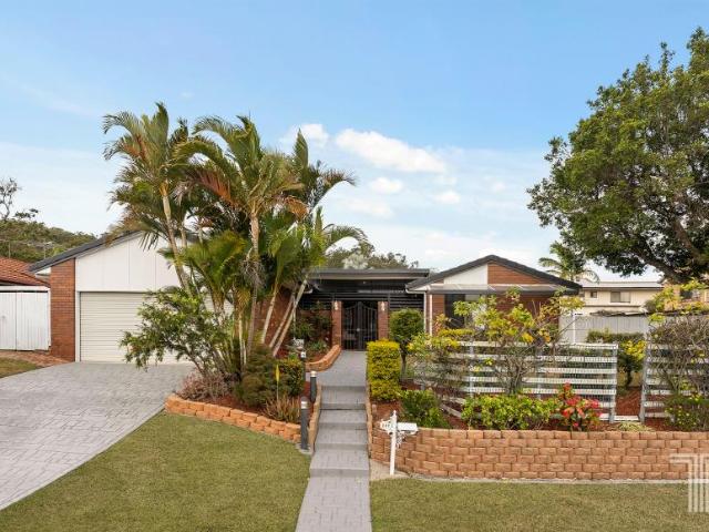 House for sale in Carindale, Greater Brisbane