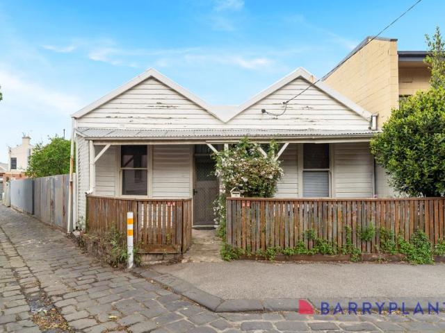 House for rent in Carlton, Melbourne