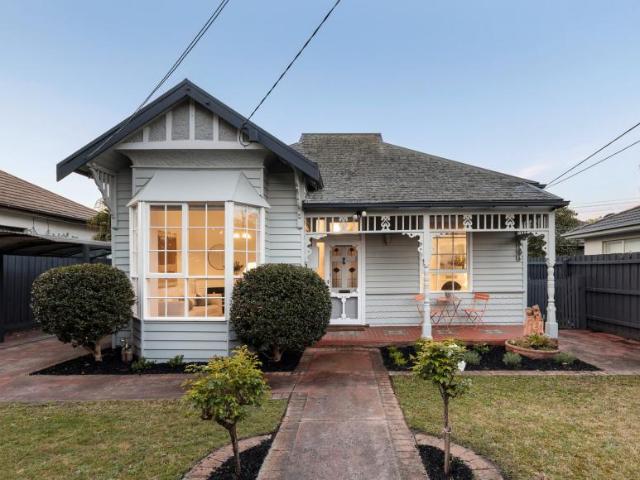 House for sale in Caulfield East, Melbourne
