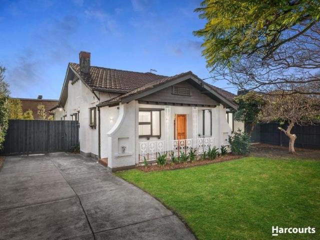 House for sale in Caulfield South, Melbourne