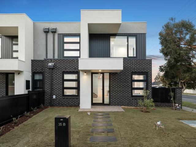 House for sale in Chelsea, Melbourne