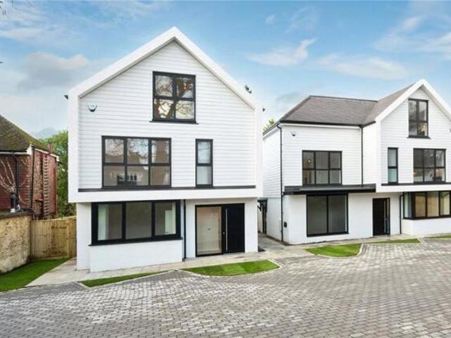 House for sale in Blackhills, Surrey