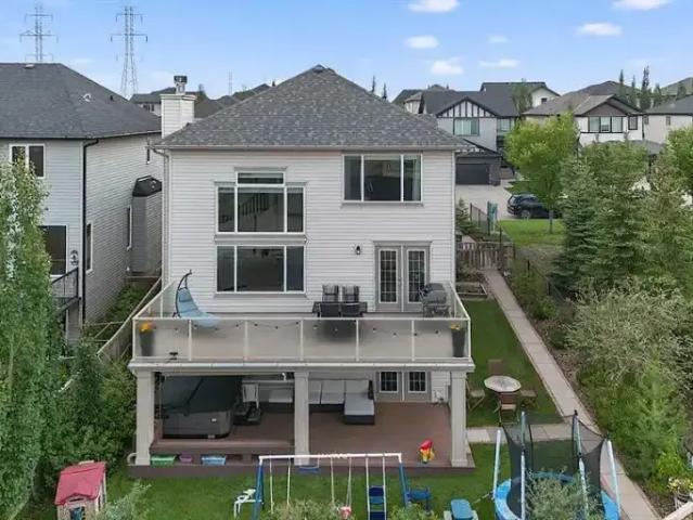House for rent in Chestermere, Alberta