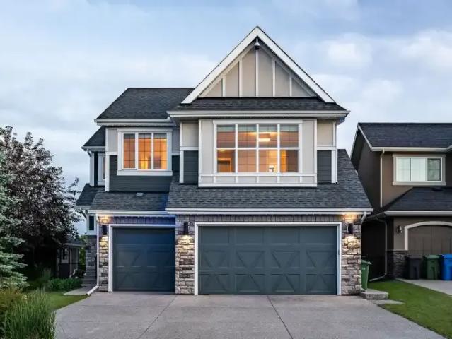 House for rent in Chestermere, Alberta
