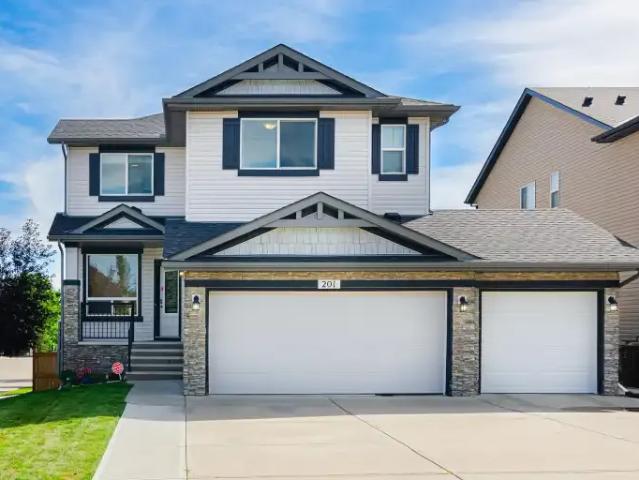 House for rent in Chestermere, Alberta