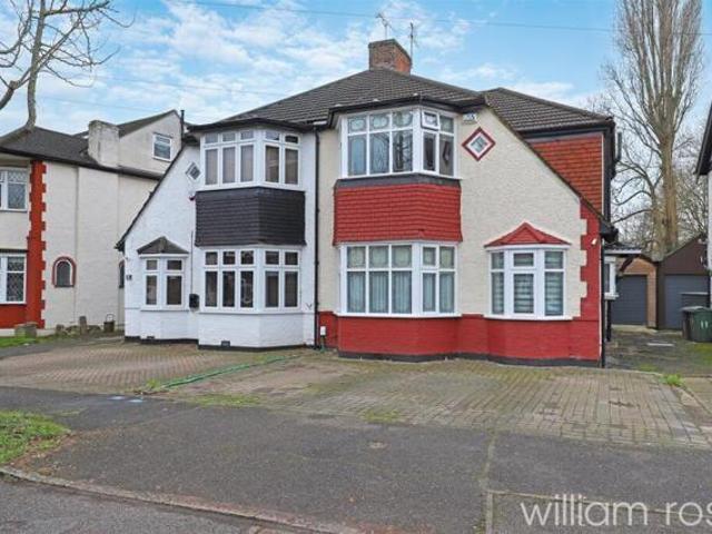 House for sale in Chingford, Chingford