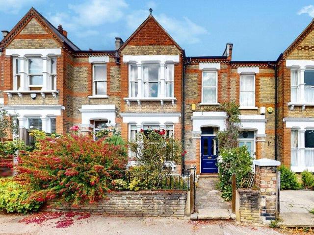 House for sale in Cat Hill, England