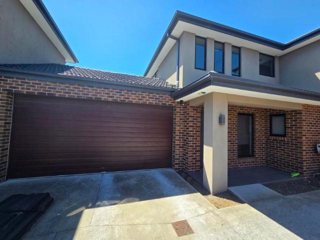 House for sale in Clarinda, Melbourne