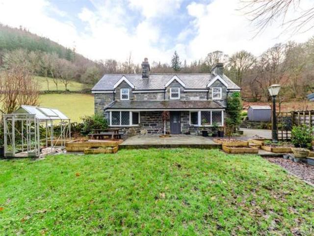 House for sale in Betws-y-coed, Wales