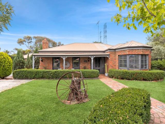 House for sale in Lovely Banks, Geelong