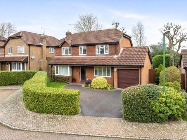 House for sale in Perryfields, West Sussex