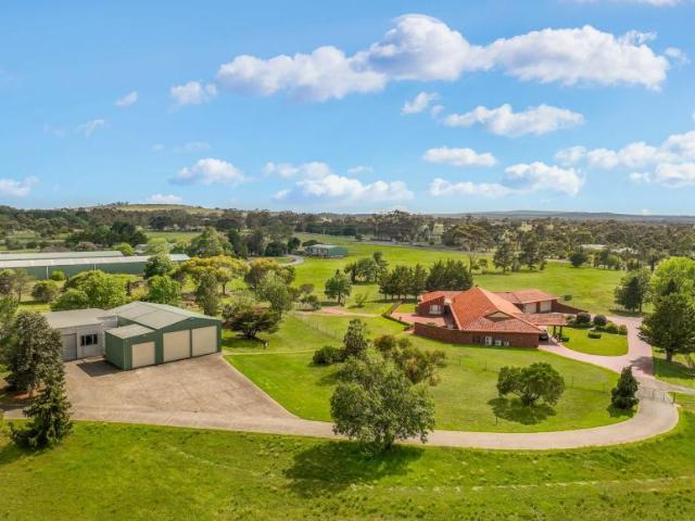 House for rent in Diggers Rest, Melbourne