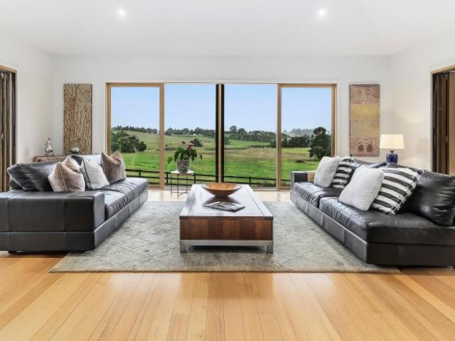 House for rent in Dixons Creek, Melbourne