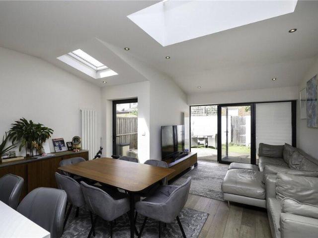 House for sale in Cat Hill, England