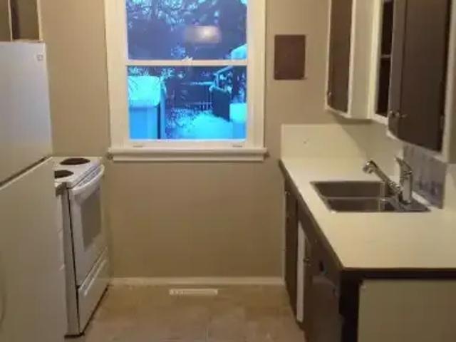 House for rent in Wedgewood, Alberta