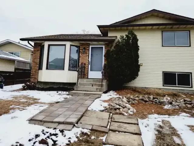House for rent in Wedgewood, Alberta