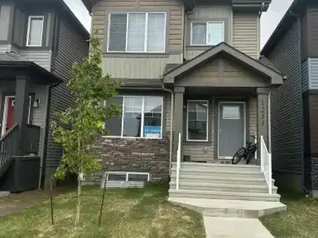 House for rent in Wedgewood, Alberta