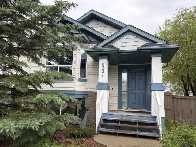 House for rent in Wedgewood, Alberta