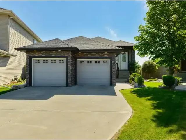 House for rent in Wedgewood, Alberta