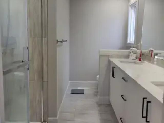 House for rent in Wedgewood, Alberta