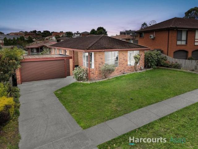 House for sale in Endeavour Hills, Melbourne