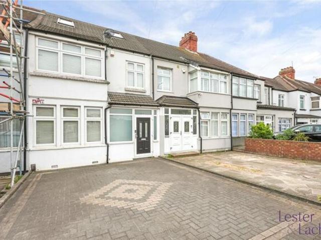 House for sale in Fairlop, Greater London