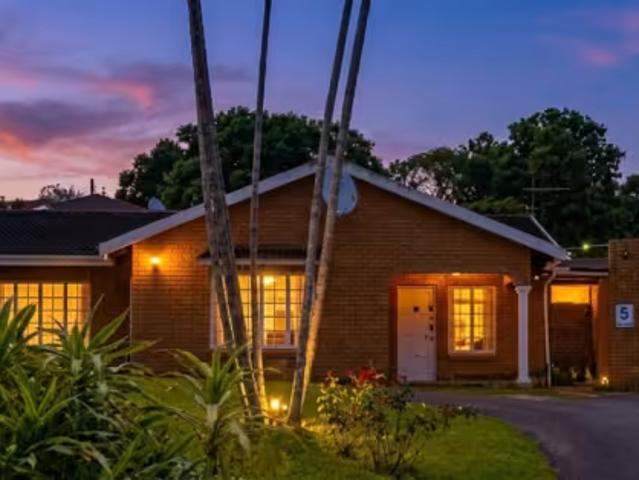 House for sale in Escombe, Queensburgh