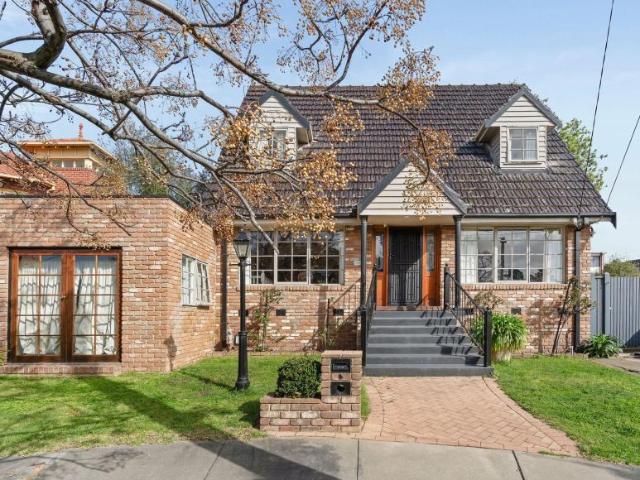 House for rent in Essendon, Melbourne