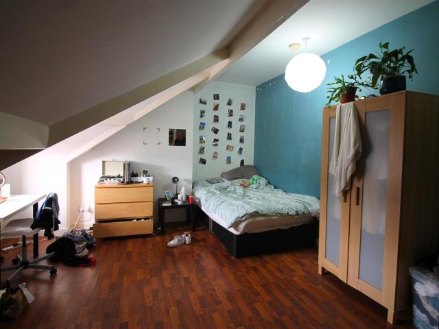 House for rent in Hyde Park, West Yorkshire