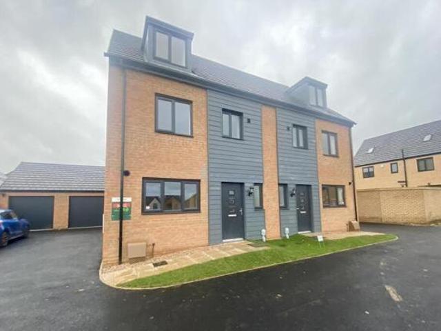 House for rent in Kettering