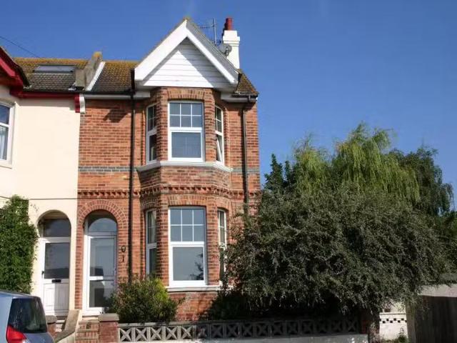 House for rent in Mount Pleasant, Iford